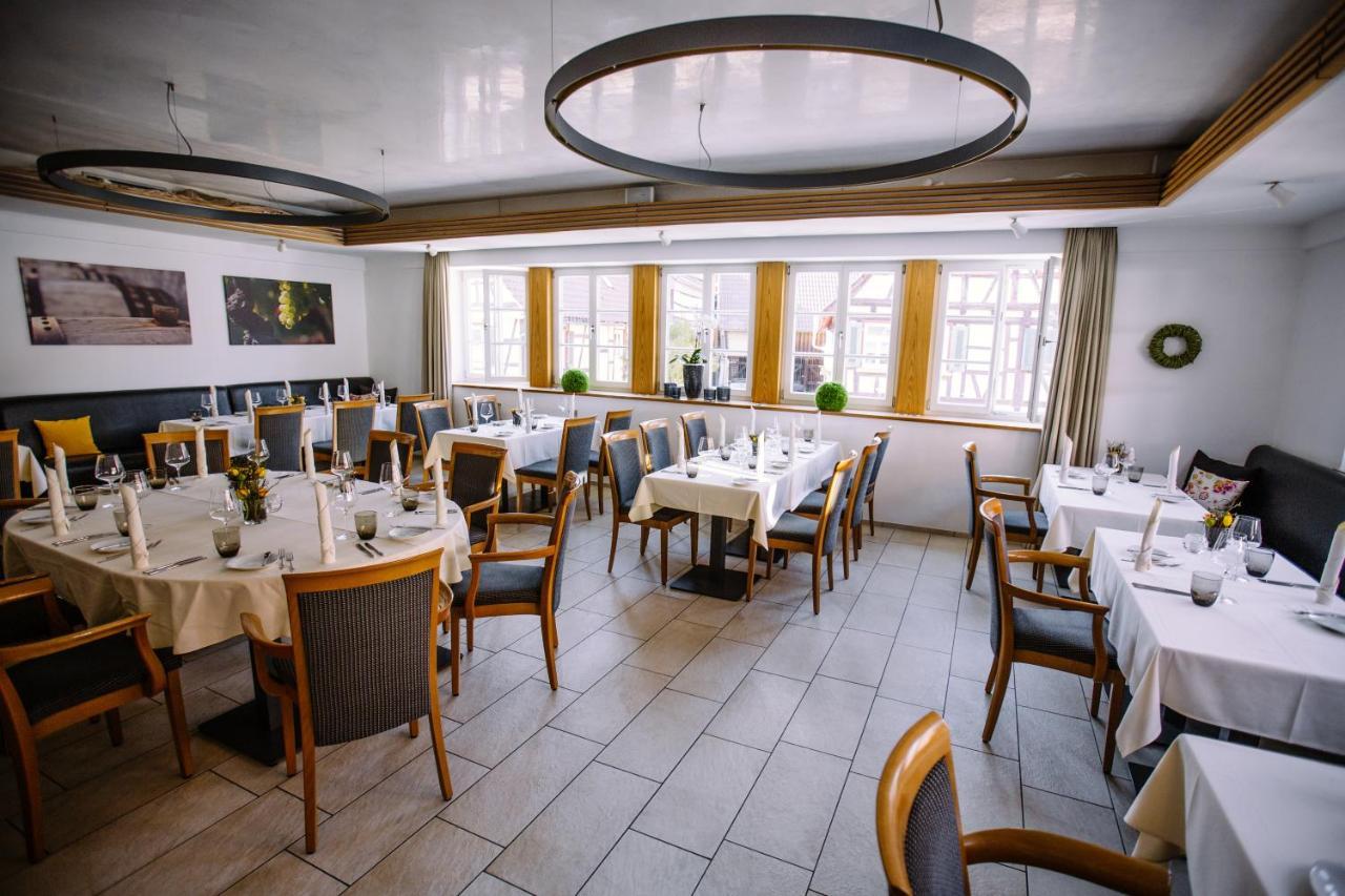 Hotel Restaurant Lamm Rosswag Vaihingen an der Enz Exterior photo